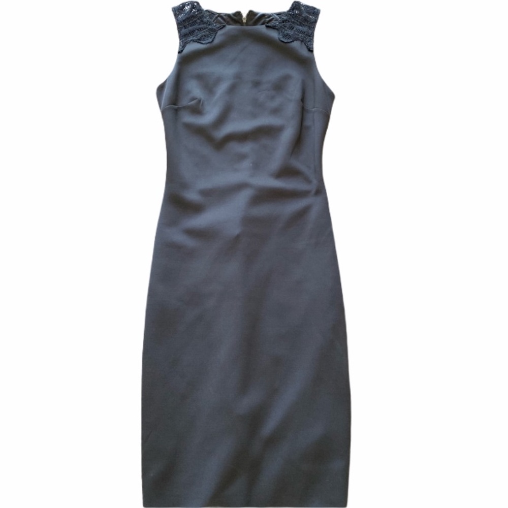 Bebe lace details pencil dress size XXS midi